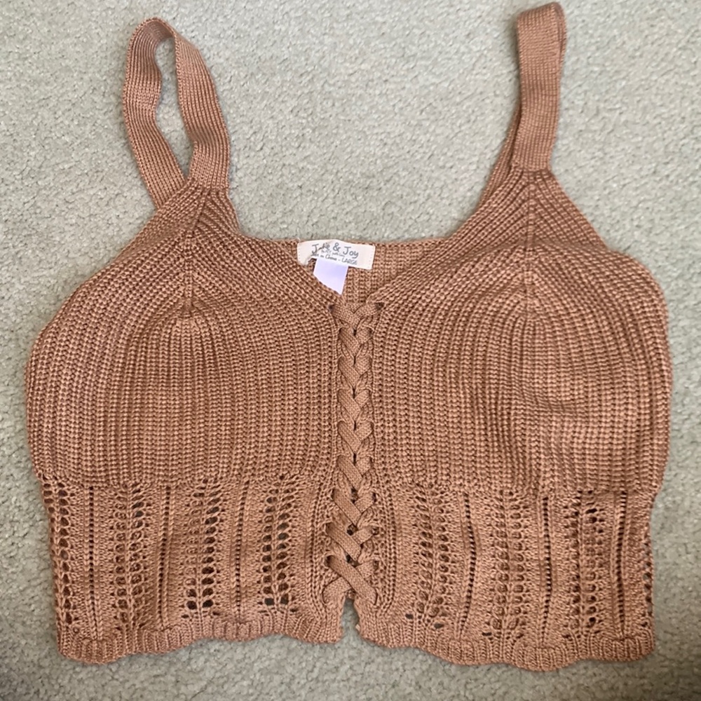 Crochet tank L NWOT